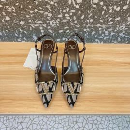 Picture of Valentino Shoes Women _SKUfw134655937fw
